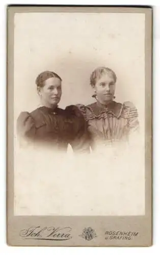 Fotografie Joh. Verra, Rosenheim, Frühlingsstr. 10, Zwei junge Damen in Kleidern