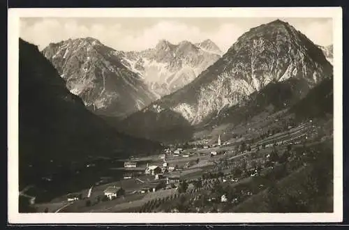 AK Brand bei Bludenz, Gesamtansicht mit Bergpanorama