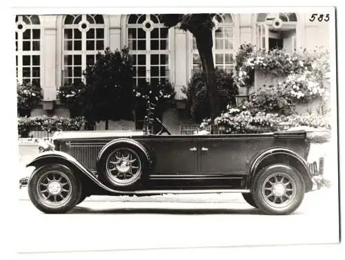 8 Fotografien Ansicht Zwickau, Auto Horch, Luxus Cabriolet, Detail's Cockpit, Lenksäule, Fahrgestell mit Rahmen & Motor