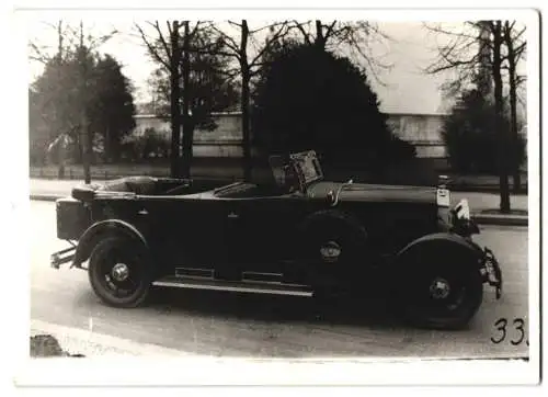 8 Fotografien Ansicht Zwickau, Auto Horch, Luxus Cabriolet, Detail's Cockpit, Lenksäule, Fahrgestell mit Rahmen & Motor