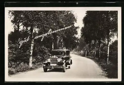 AK Wanderer-Auto im Grünen