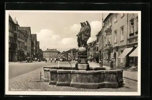 AK Bayreuth, Brunnen auf dem Marktplatz