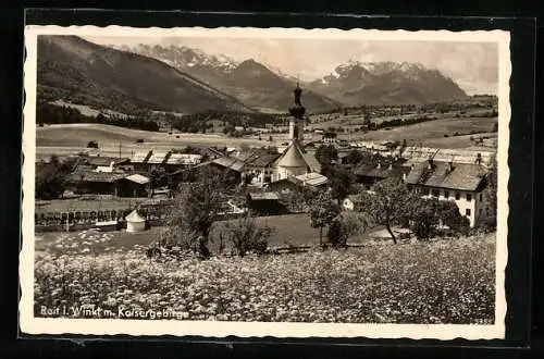 AK Reit i. Winkl, Teilansicht mit Kirche und Kaisergebirge
