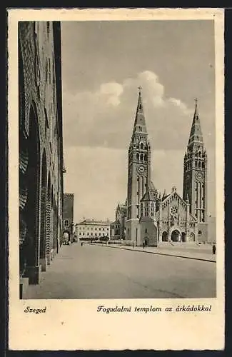 AK Szeged, Fogadalmi templom az árkádokkal