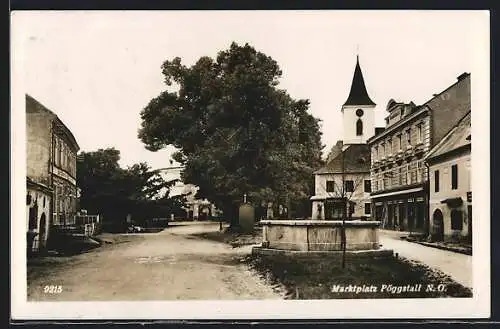 AK Pöggstall /N.-Ö., Marktplatz mit Kirche und Brunnen