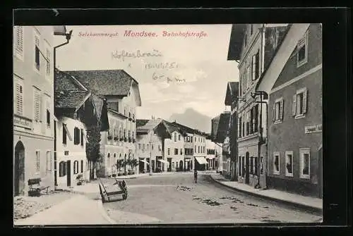 AK Mondsee /Salzkammergut, Blick in die Bahnhofstrasse