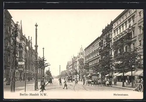 AK Berlin-Moabit, Blick in die Huttenstrasse
