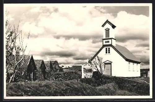 AK Keldur, Bauernhof und Kirche