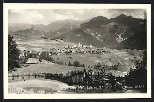 AK Serfaus /Oberinntal, Teilansicht mit Bergen