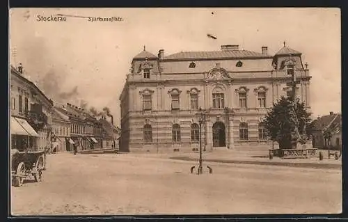 AK Stockerau, Sparkasseplatz mit Denkmal