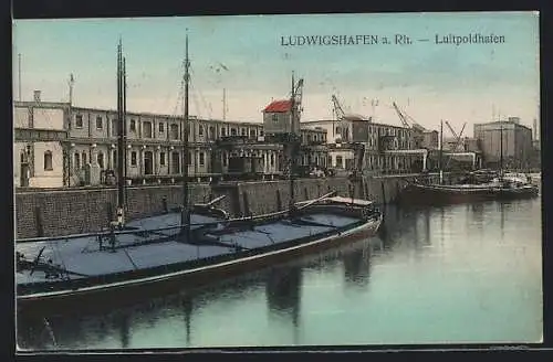 AK Ludwigshafen a. Rh., Schiffe am Luitpoldhafen