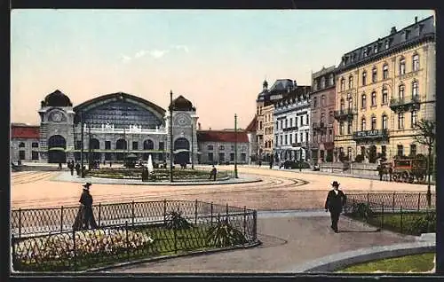 AK Basel, Bundesbahnhof mit Bahnhofsplatz