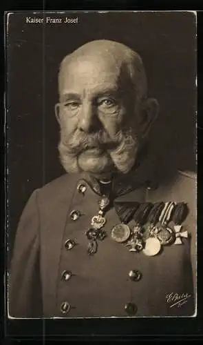 AK Kaiser Franz Josef I. von Österreich in Uniform mit Abzeichen und Orden