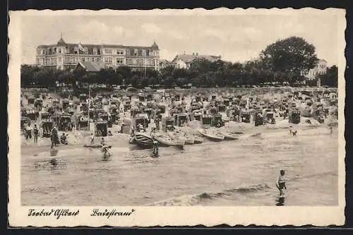 AK Ahlbeck / Seebad, reges Strandleben, bewegtes Wasser