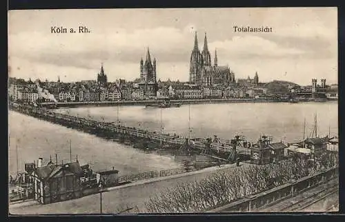 AK Köln a. Rh., Flusspartie mit Dom