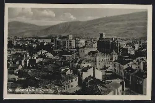 AK Skopje, Ortsansicht mit Bergblick aus der Vogelschau