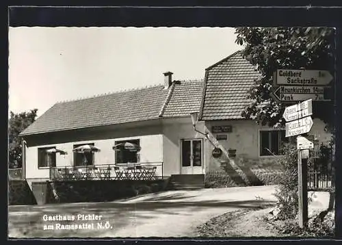 AK Kirchberg am Wechsel, Ramssattel, Gasthaus Pichler, Wegweiser