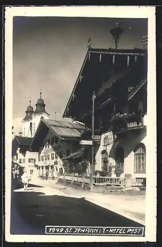 AK St. Johann in Tirol, Strassenpartie am Hotel Post