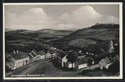 AK Stranzendorf, Panorama, Lorenz Helm`s Gasthof