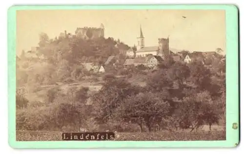 Fotografie G. G. Lange, Darmstadt, Ansicht Lindenfels, Blick nach dem Ort mit der Ruine