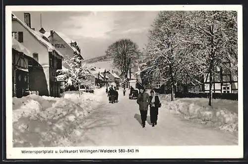 AK Willingen /Waldeck, Strassenpartie im Schnee