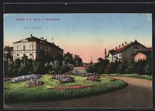 AK Krems a. d. Donau, Bahnhofpark und Bahnhof mit Hotel Bahnhof