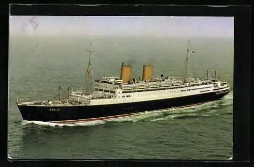 AK North German LIoyd, M.S. Berlin 19100 GRT, Seitenansicht