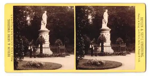 Stereo-Fotografie E. Oertel, Berlin, Ansicht Berlin, Gärtner am Denkmal Friedrich Wilhelm III. im Tiergarten