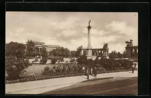 AK Budapest, Blick auf das Milleniums-Denkmal