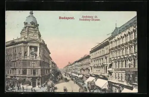 AK Budapest, Andrássy-Strasse aus der Vogelschau