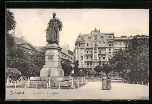 AK Budapest, Josefs-Platz mit Denkmal