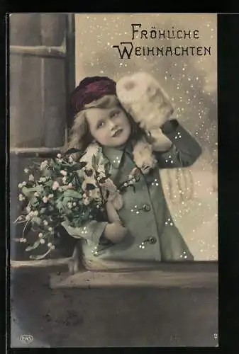Foto-AK EAS Nr. 1737 /2: Ein junges Mädchen im Winter mit Muff und Blumenstrauss