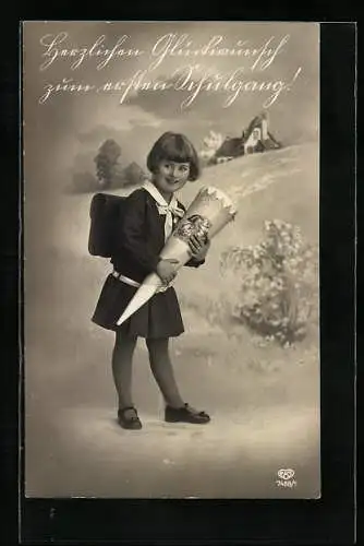 Foto-AK EAS Nr. 7488 /1: Junges Mädchen in Schulausrüstung mit ihrer Schultüte