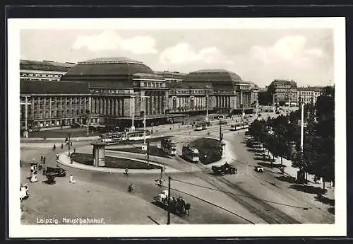 AK Leipzig, Hauptbahnhof mit Strassenbahn