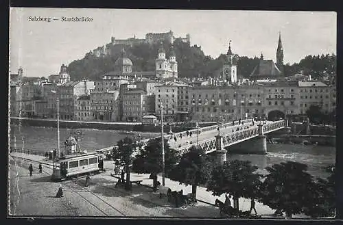 AK Salzburg, Staatsbrücke mit Strassenbahn