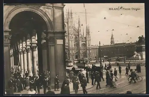 AK Milano, Piazza Duomo, Strassenbahn