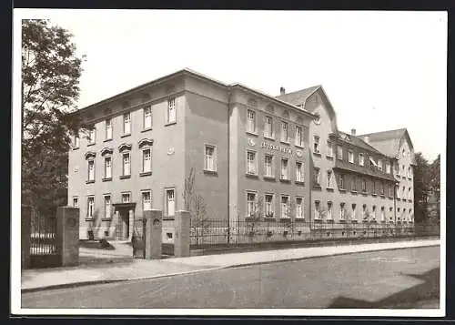 AK Karlsruhe, Altersheim Luisenheim der Schwestern des Badischen Frauenvereins vom Roten Kreuz