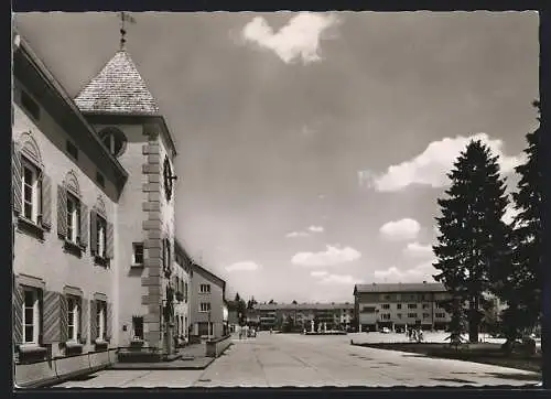 AK Geretsried-Gartenberg, Ortspartie am Rathaus