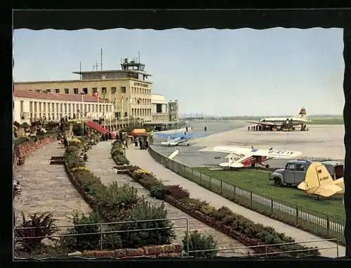 AK Flughafen Stuttgart, Terrasse und Rollfeld