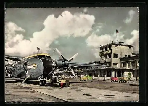 AK Düsseldorf, Flugzeug auf dem Flughafen