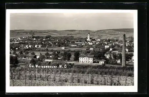 AK Gr. Weikersdorf /N. Ö., Totalansicht