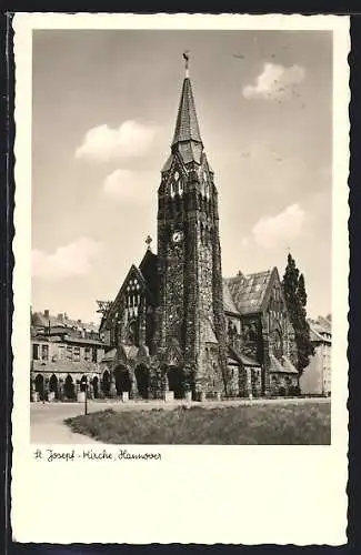 AK Hannover, St. Josefs-Kirche im Sonnenschein