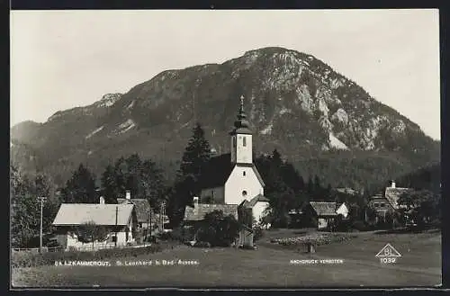 AK Bad Aussee, Ortspartie an der Kirche St. Leonhard