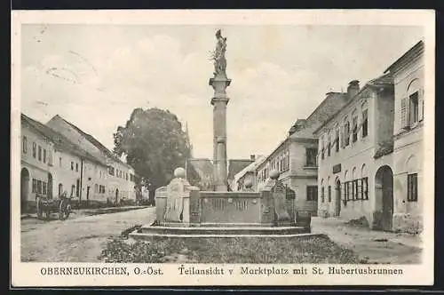 AK Oberneukirchen /O.-Öst., Teilansicht vom Marktplatz mit St. Hubertusbrunnen