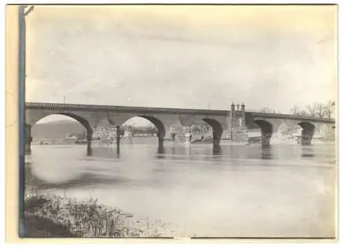 Fotografie unbekannter Fotograf, Ansicht Trier, Blick nach der Römerbrücke