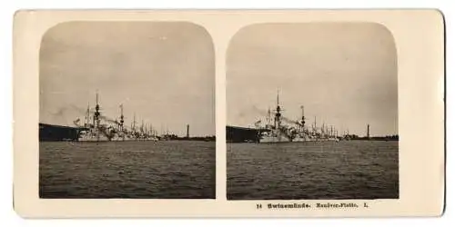 Stereo-Fotografie NPG, Berlin, Ansicht Swinemünde, Blick auf die Manöver Flotte I. mit Leuchtturm