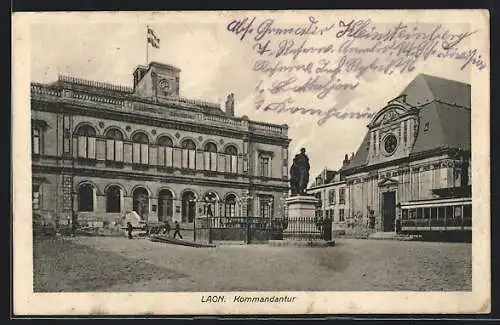 AK Laon, Strassenbahn an der Kommandantur