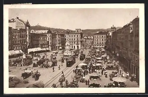 AK Linz a. d. Donau, Franz Josef-Platz mit Denkmal und Strassenbahn