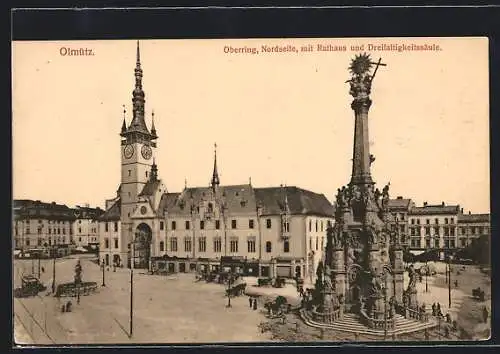 AK Olmütz, Oberring mit Rathaus und Dreifaltigkeitssäule, Strassenbahn
