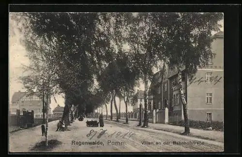 AK Regenwalde /Pomm., Villen an der Bahnhofstrasse